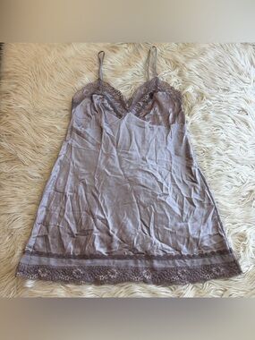 Vintage Y2K Victoria's Secret Satin Lace Mini Slip Dress Purple Grey Slit Size M